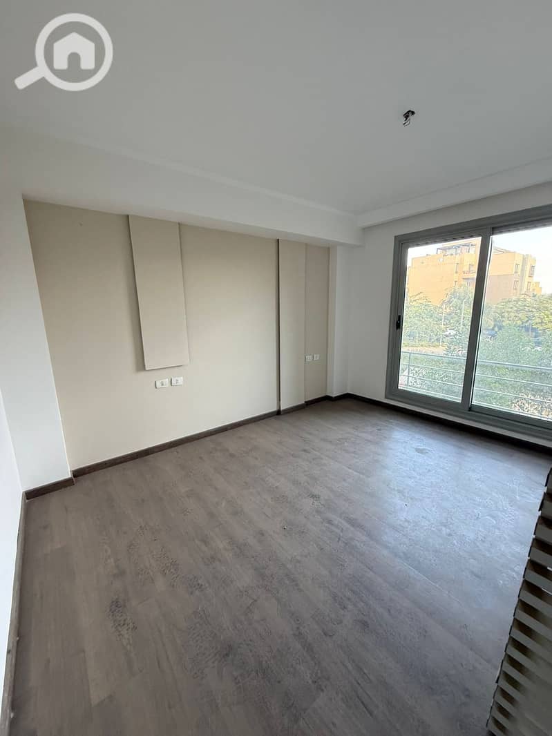 5 a2d97459-36cd-49fb-bcb8-e3548e2413c5. jpg