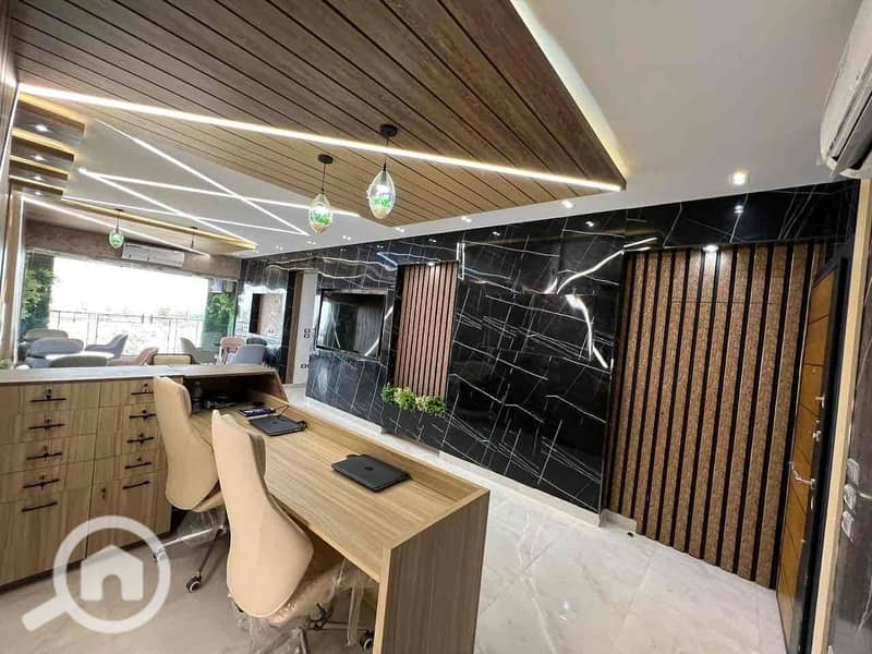 4 16fbd3f8-0fc9-4113-81f3-bd2ec497cace. jpg