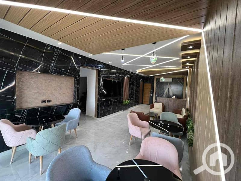 8 03db2805-dfc3-4cb0-a115-c64c460efaec. jpg