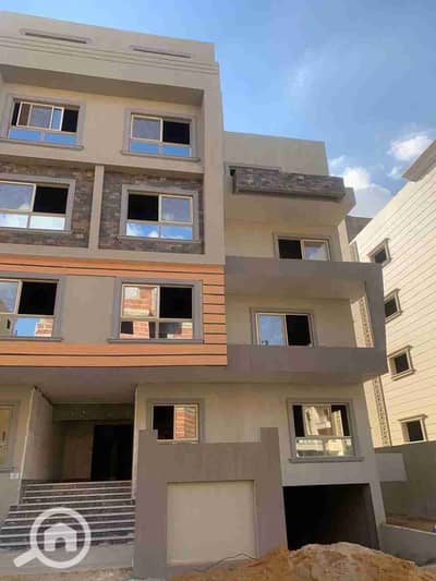 شقة 4 غرف نوم للبيع في 6 أكتوبر، الجيزة - 1000170898. jpg