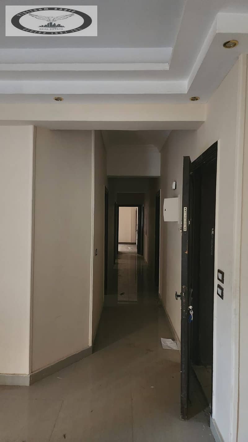 4 f0b73db2-5819-4e2b-8afd-9cfbe476da1c. jpg