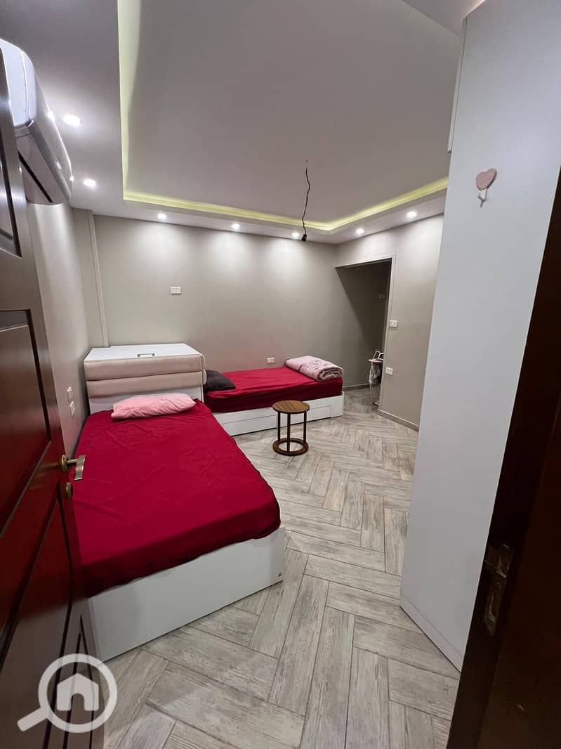 4 6060a202-a289-431c-8101-1b6c65e878fa. jpeg