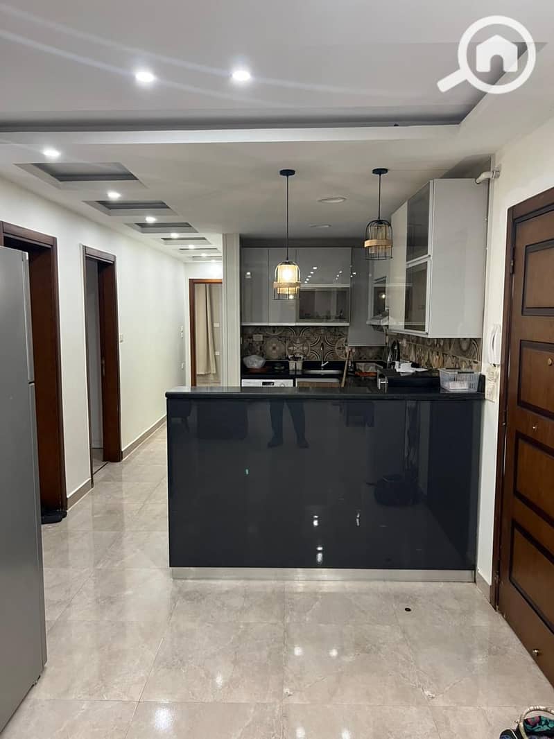 7 4259efdc-8195-4cff-b0bf-ad9e3ba990f2. jpeg