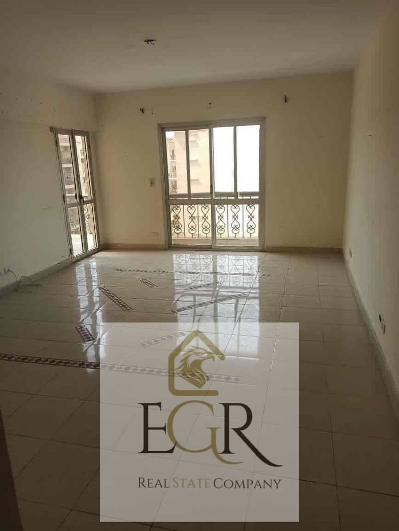 7 7d2792d1-2fcc-4aa2-9567-f3cd899f16b0. jpg