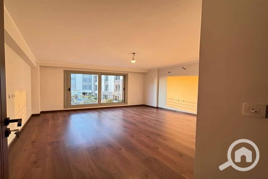 4 FB_IMG_1742902604621_900x600. jpg