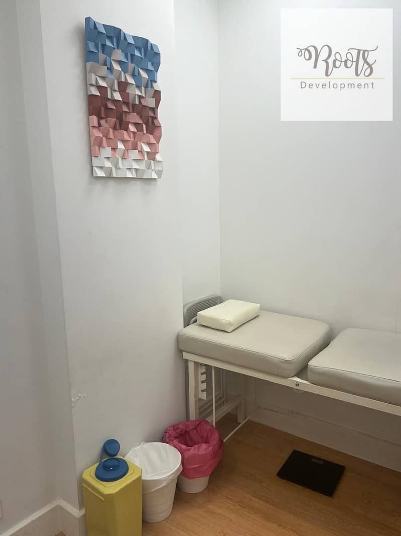 9 WhatsApp Image 2025-12-10 at 17.00. 37 (1). jpeg