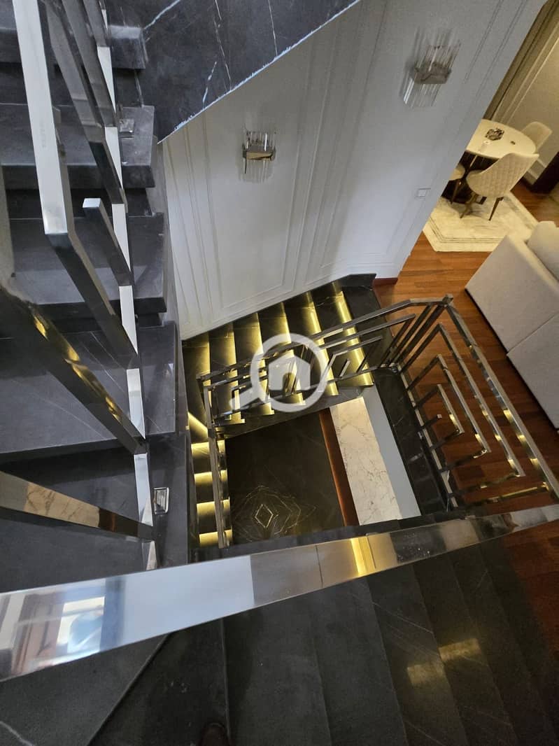 2 0efa4d1b-1567-4582-acec-ce316cb04a01. jpeg