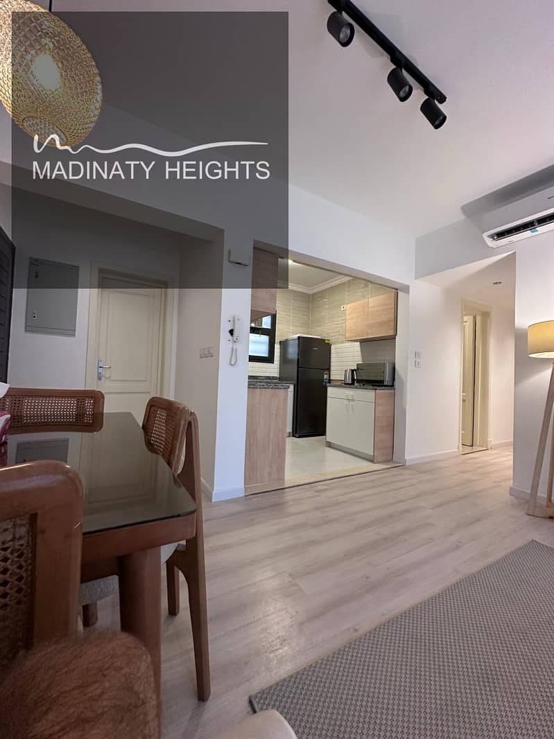 5 WhatsApp Image 2025-12-13 at 13.54. 46_71904626. jpg