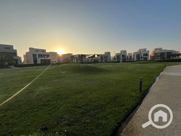 10 Screenshot 2025-10-04 125328. png