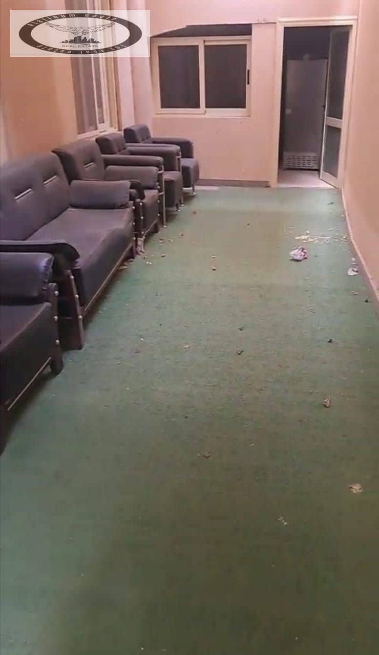 2 02e96aaa-e96e-4ef1-b5f5-7adf1a29a7ab. jpg