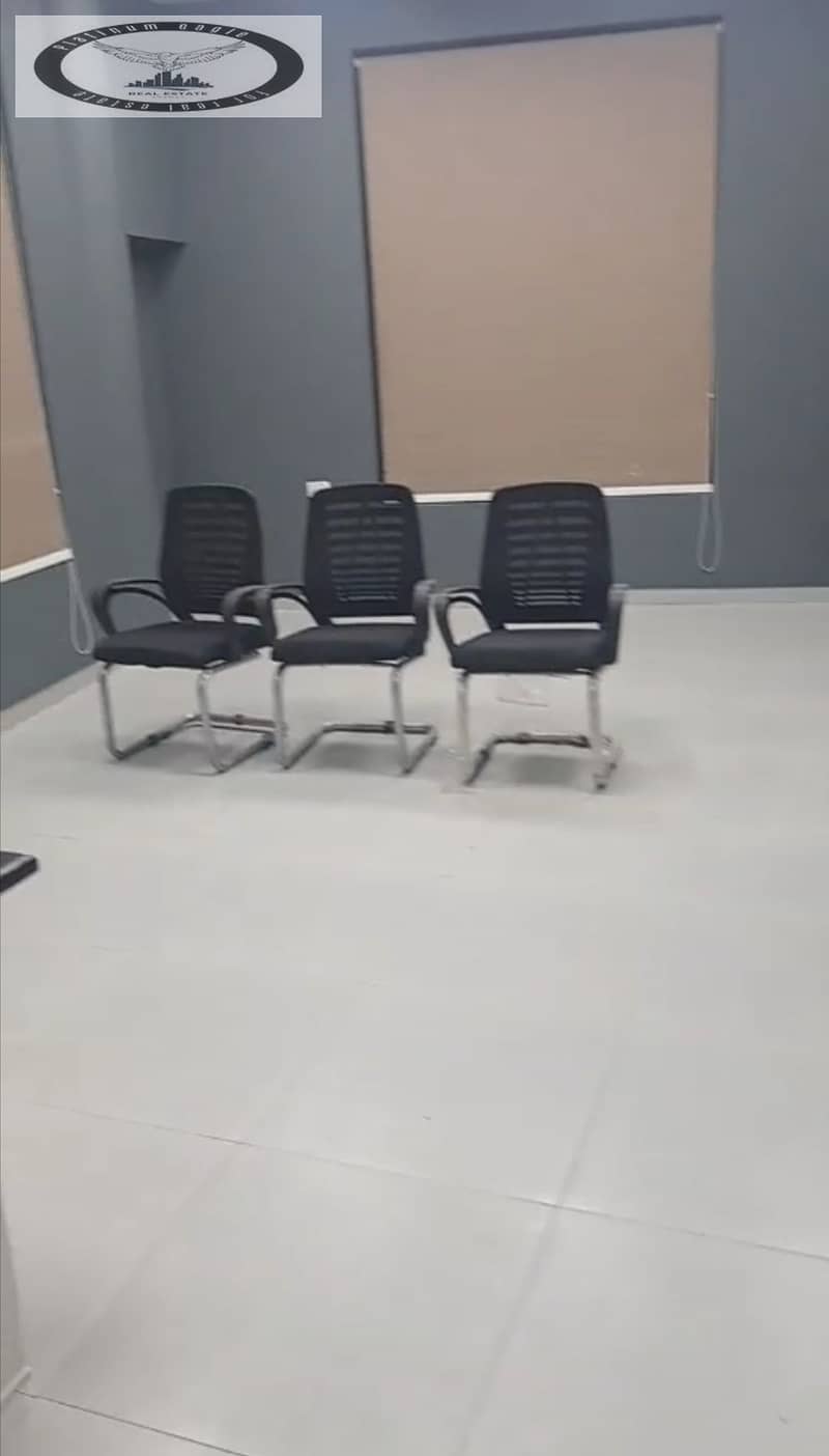 6 f094a876-f262-4250-bc24-81bd73f44bef. jpg