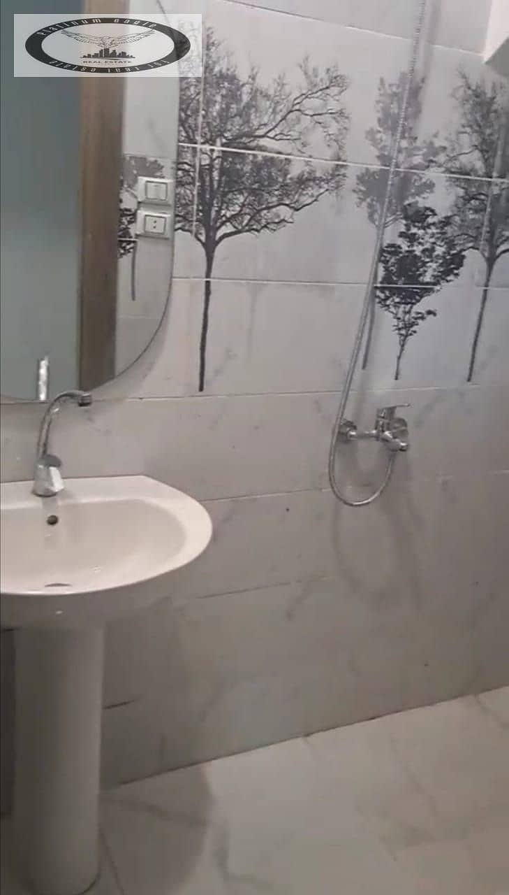 11 81954dd4-519c-4ffd-a0be-28ca3ffb0af9. jpg