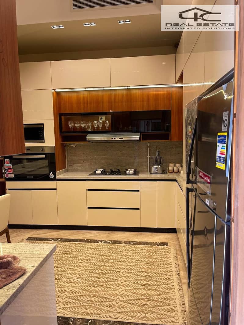 9 WhatsApp Image 2025-12-14 at 12.48. 19 (3). jpeg