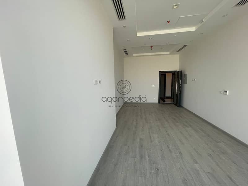 4 WhatsApp Image 2025-12-14 at 12.27. 02 PM (1). jpeg