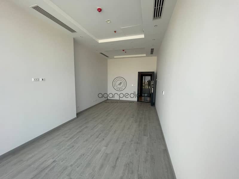 6 WhatsApp Image 2025-12-14 at 12.27. 03 PM (1). jpeg