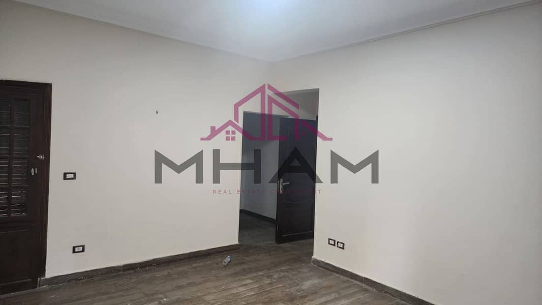 3 photo_5900144811476454656_y. jpg