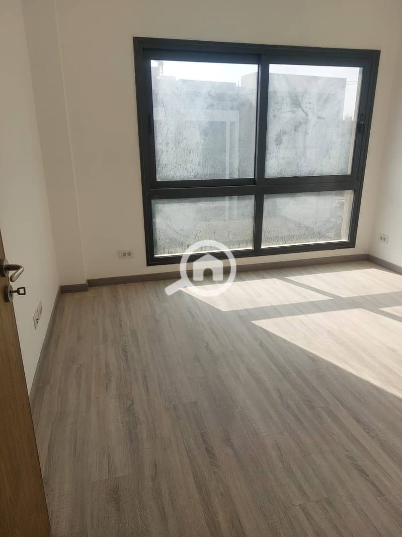 12 WhatsApp Image 2025-12-14 at 1.54. 28 PM. jpeg