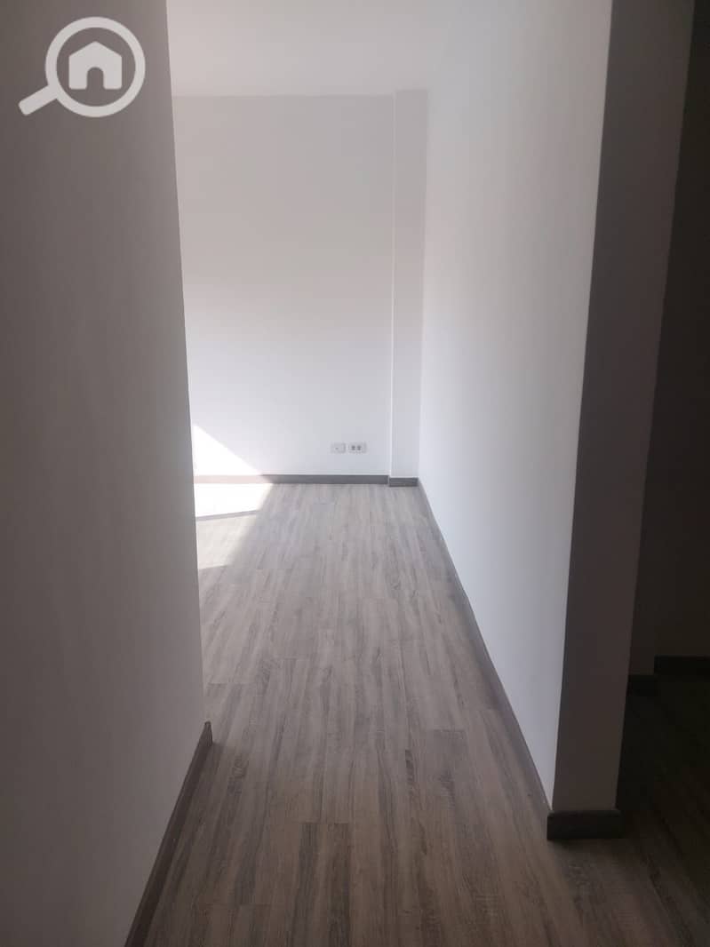 19 WhatsApp Image 2025-12-14 at 1.54. 33 PM. jpeg