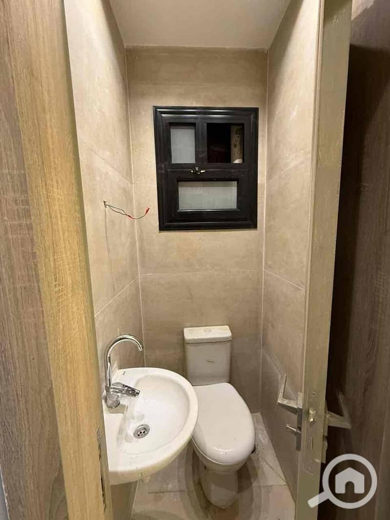 20 9233f99d-29e1-4fe3-a919-584ded023bf5. jpg