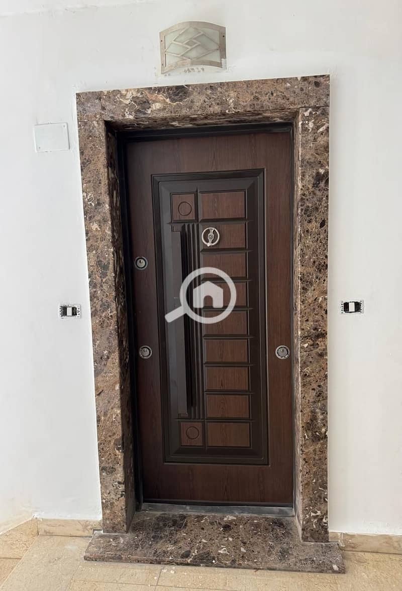 5 78d4236f-a998-43d2-bcf4-f09841f1489a. jpeg