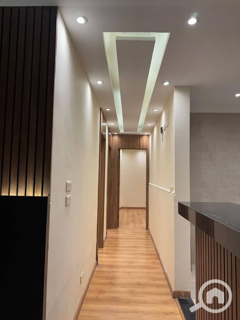 12 a50eb203-d1b9-474f-8345-1d7e455a0e18. jpeg