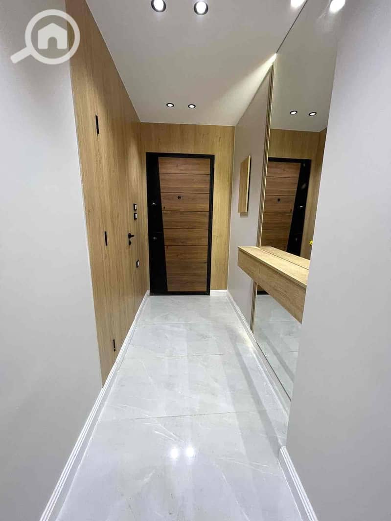 8 be2bf75d-7579-42d3-9a9f-8d48700db3f2. jpg