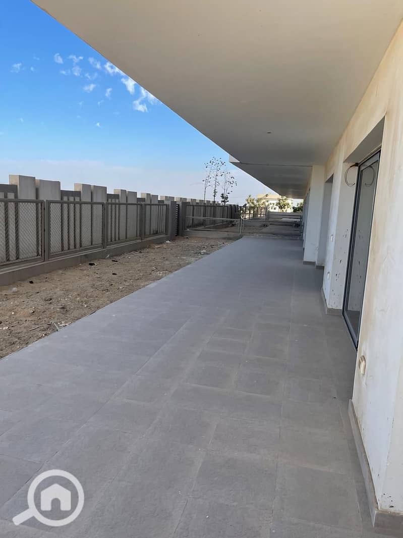 8 6529115a-84b7-496d-a410-6c2df73be6a9. jpg