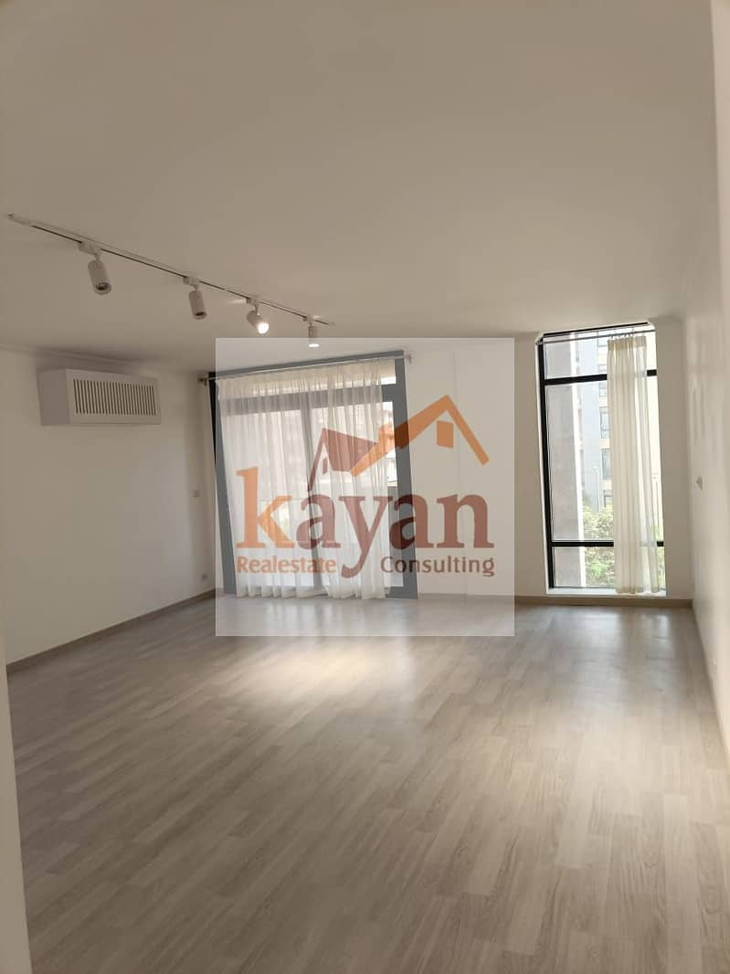 739faecd-7af2-4016-b5ef-40c1ae47bc09. jpg