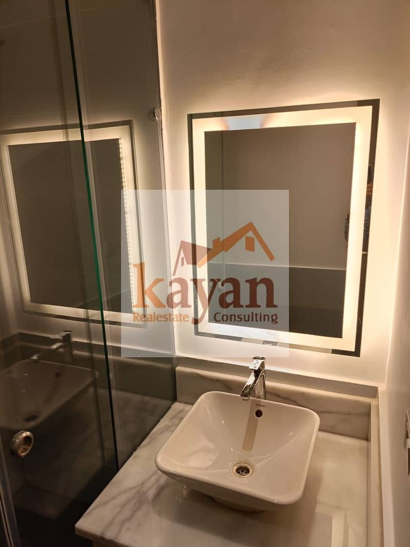 16 a99aac31-a80d-4d2c-923a-8f928dbecaf8. jpg