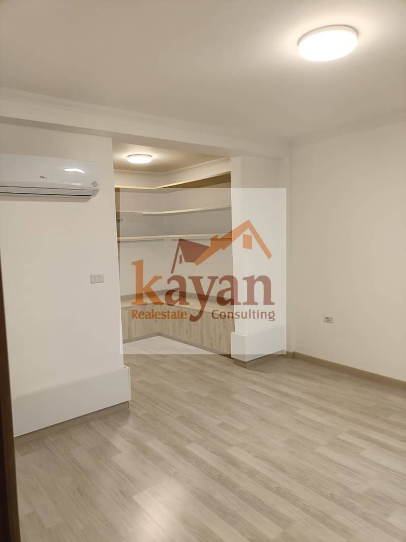 17 ab557fe1-31b2-4d56-955b-68d1dfa0e9ba. jpg