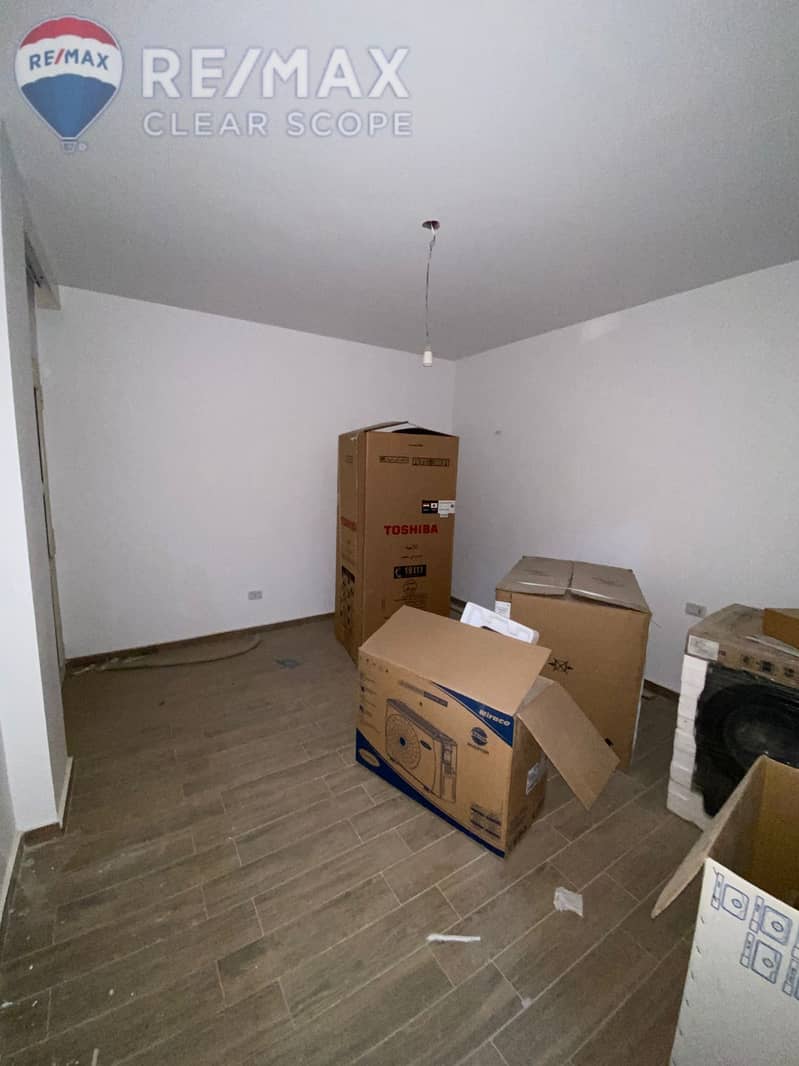 9 ffa51a65-05fc-47c5-a567-1aff61ad3c77. jpg