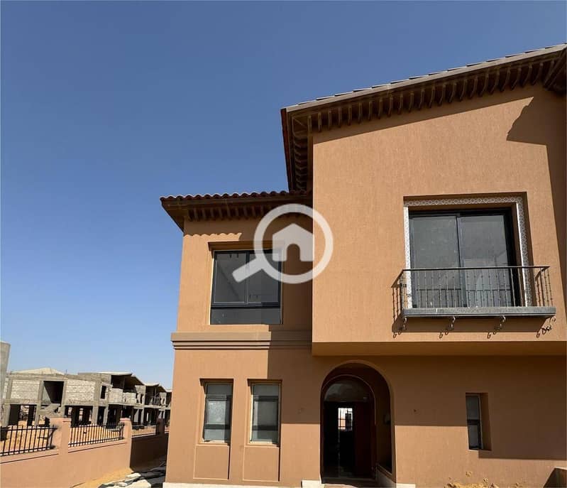 2 98a09c2f-5f5b-4bfd-b218-f596ad9461781. jpg