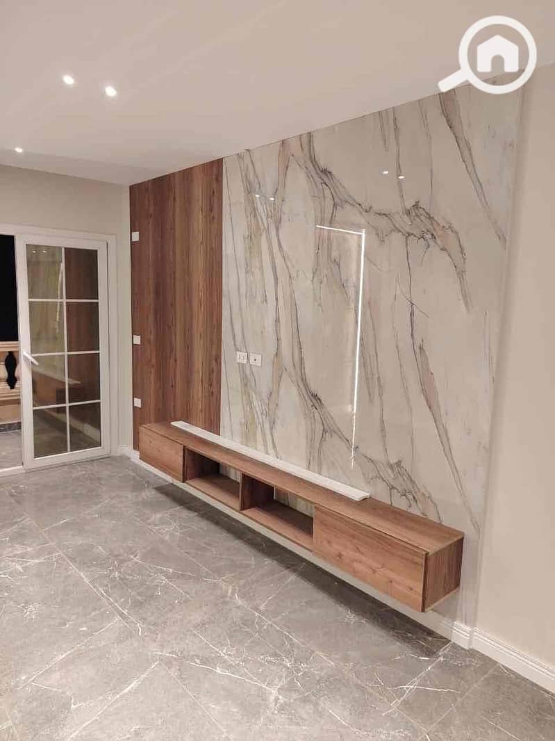 5 afc6dd8a-9afe-44c7-9385-d11031b573fa. jpg