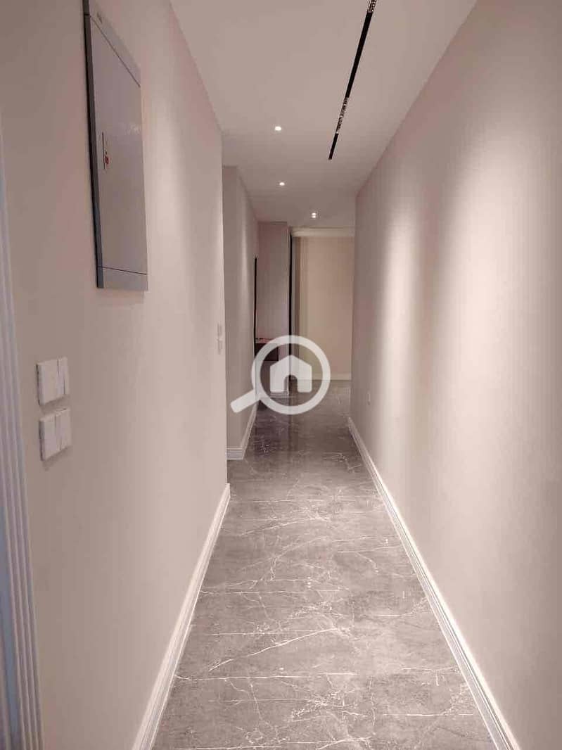 10 5311a980-3850-482a-aa65-67211d00ee8c. jpg