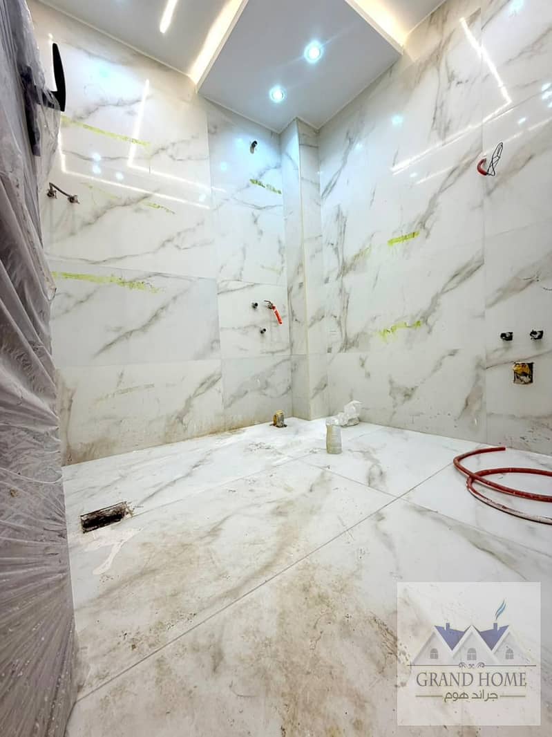 3 114be8d2-8c5c-48a8-b414-ebc263c3fe80. jpg