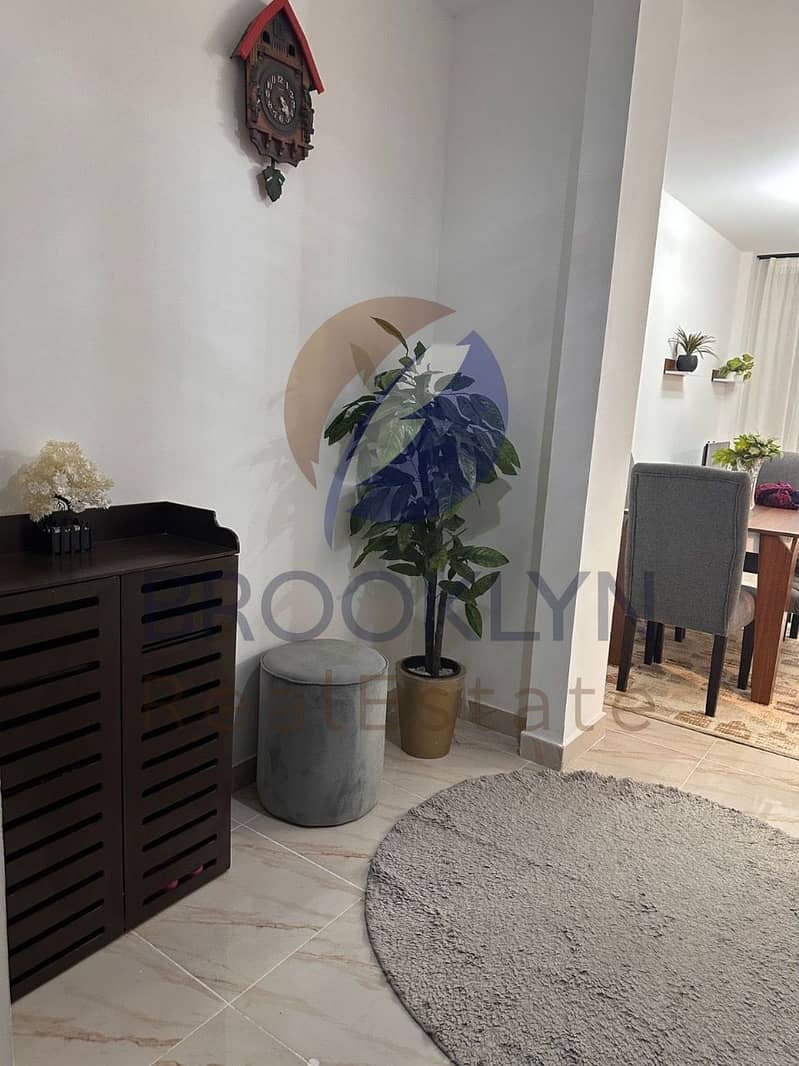 7 5841364d-551a-4f15-bc0b-8dc4f94062e9. jpeg