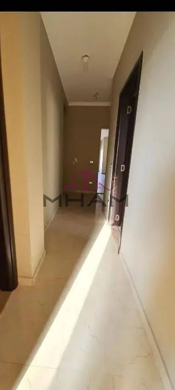 11 photo_5902098046638558124_y. jpg