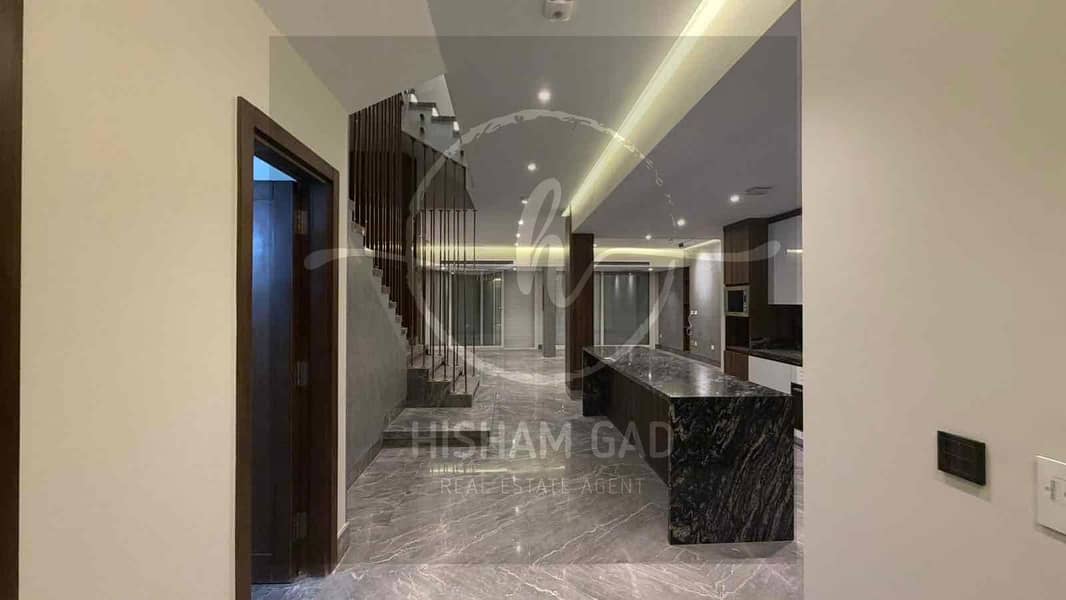 7 bd54cd39-1a6e-4f86-a062-be63c6a59f91. jpg