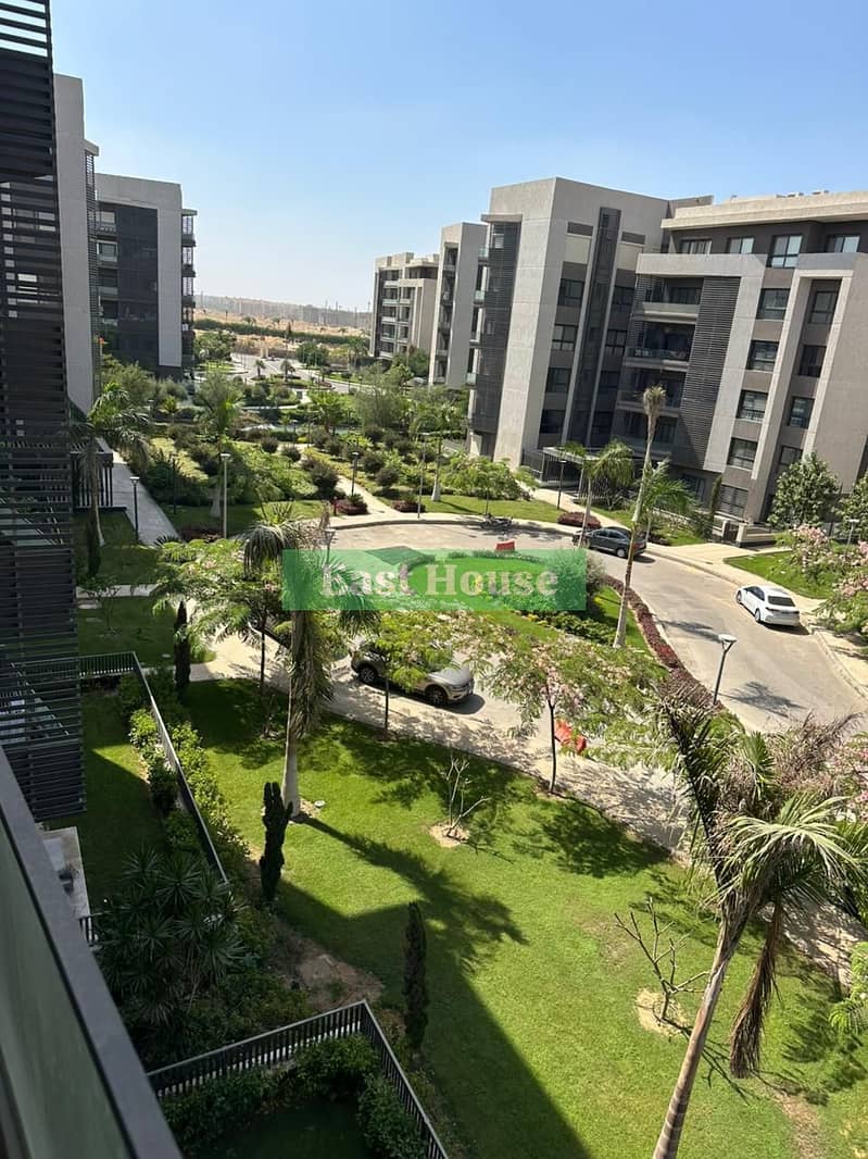 3 WhatsApp Image 2025-12-14 at 14.57. 15 (1). jpeg