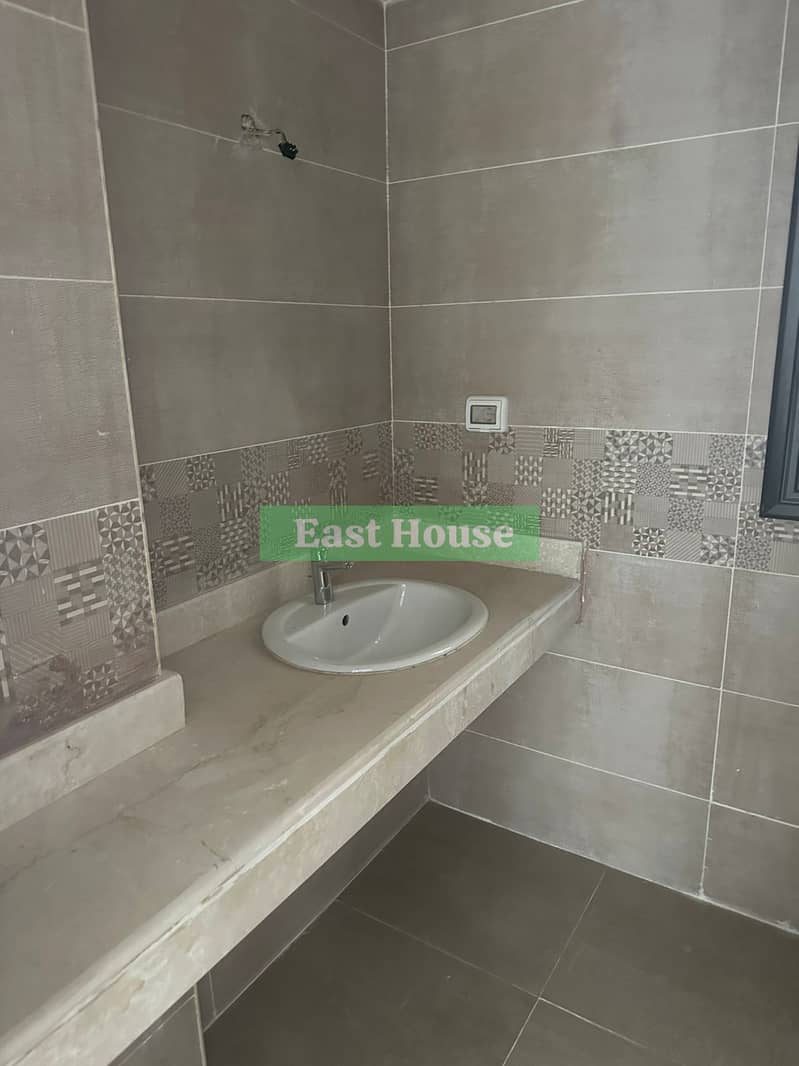 6 WhatsApp Image 2025-12-14 at 14.57. 11 (1). jpeg