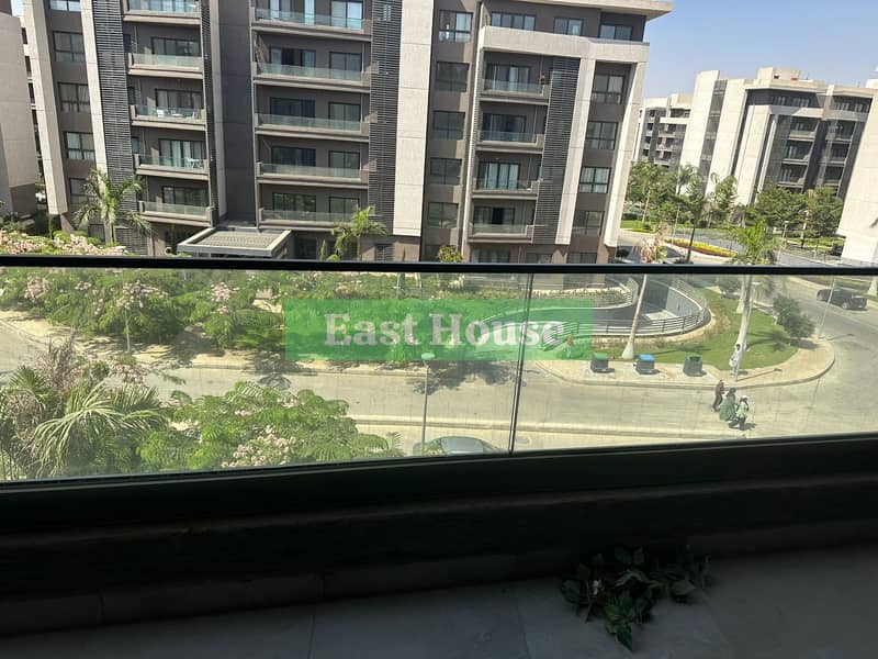 9 WhatsApp Image 2025-12-14 at 14.57. 15 (3). jpeg