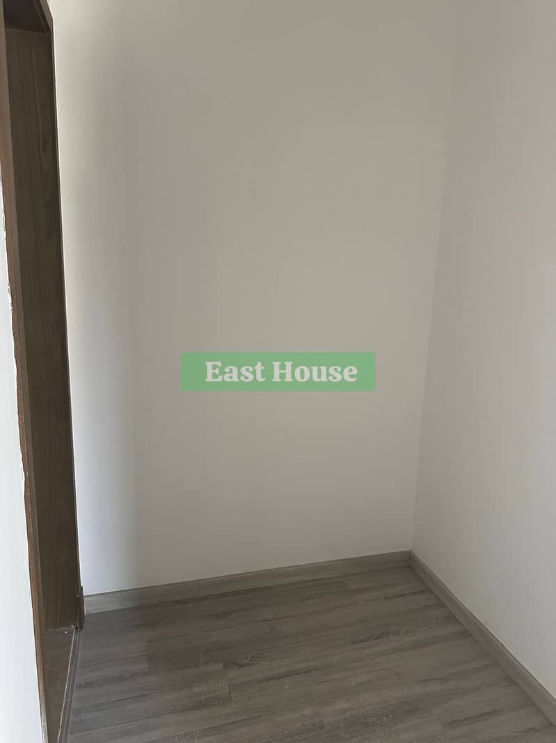 16 WhatsApp Image 2025-12-14 at 14.57. 13 (2). jpeg