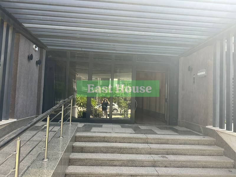 21 WhatsApp Image 2025-12-14 at 14.57. 14 (2). jpeg