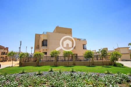 6 Bedroom Villa for Sale in Sheikh Zayed, Giza - IMG-20231129-WA0193. jpg