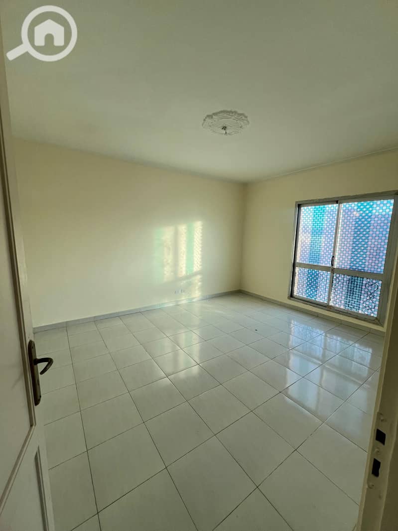 3 59f15f94-e9b8-4b19-b17d-58a29d98528b. jpeg