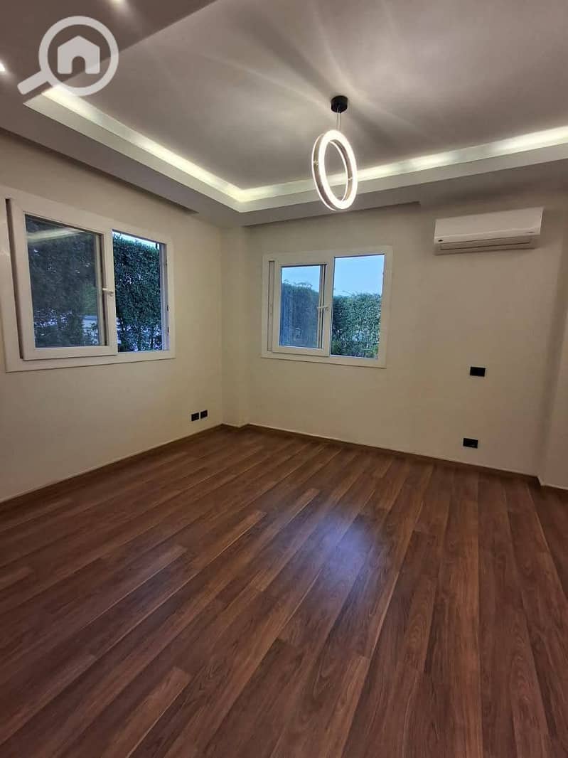 6 52a618e6-b07d-41b6-b6af-1ea31c4338ac. jpg