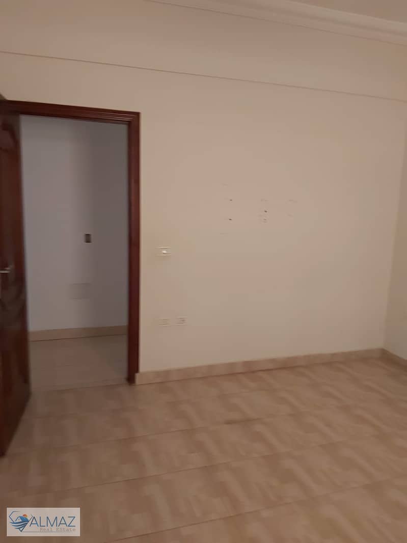 10 WhatsApp Image 2025-12-14 at 1.59. 02 PM (1). jpeg