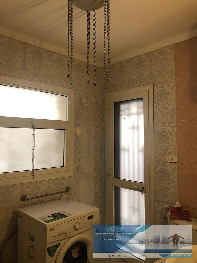 7 34bf5208-d4b7-476f-bfad-dec48dd0f853. jpg