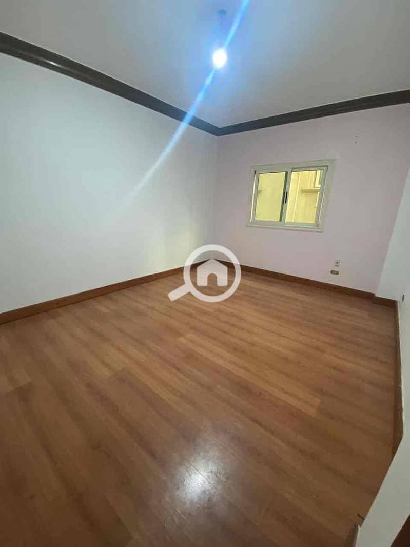 6 a7c7c2b9-189b-46be-a1f4-d5d6a589e994. jpg