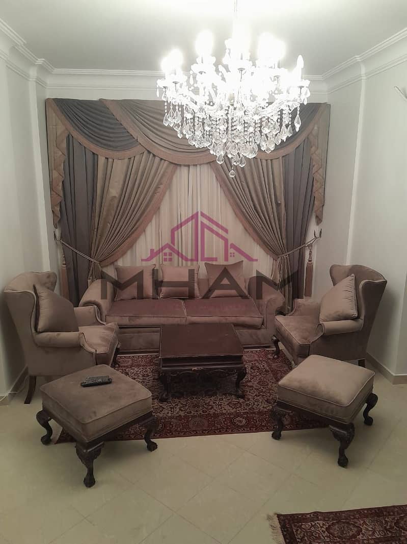 3 photo_5902514074350718023_y. jpg